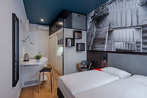 Dean's Home Budapest