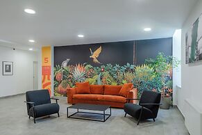 Dean's Home Budapest