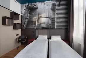 Dean's Home Budapest