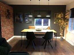 Time is Now! Beautiful Apartment in York