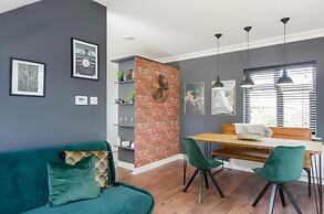 Time is Now! Beautiful Apartment in York