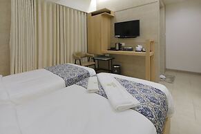 Hotel Elysian Residency