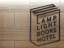 Lamp Light Books Hotel Sapporo