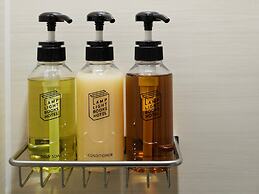 Lamp Light Books Hotel Sapporo