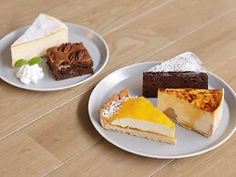 Lamp Light Books Hotel Sapporo