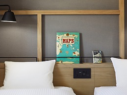 Lamp Light Books Hotel Sapporo