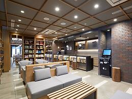 Lamp Light Books Hotel Sapporo