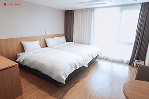 Hotel Kenny Yeosu