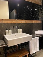 Uma Suites Pau Claris