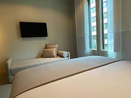 Uma Suites Pau Claris