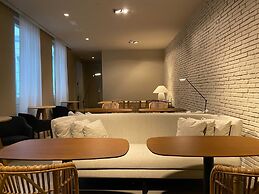 Uma Suites Pau Claris