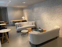 Uma Suites Pau Claris