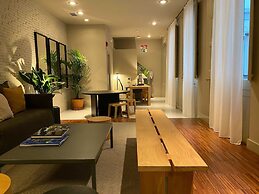 Uma Suites Pau Claris