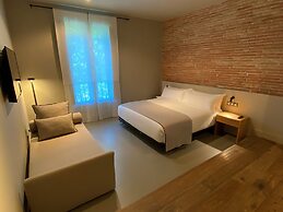 Uma Suites Pau Claris