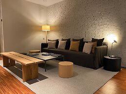 Uma Suites Pau Claris