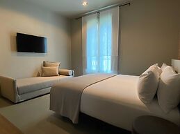 Uma Suites Pau Claris