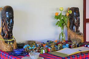 Moyoni Airport Lodge