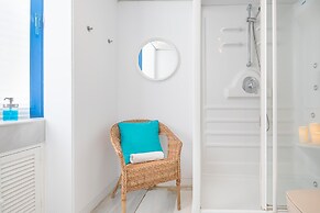 Marbella Pool House Ph39 On Sea Shore