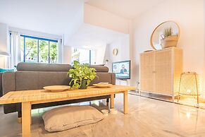 Marbella Pool House Gf44 On Sea Shore