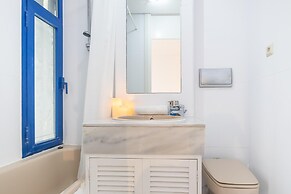 Marbella Pool House Gf44 On Sea Shore