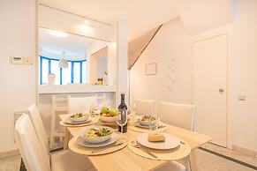 Marbella Pool House Gf44 On Sea Shore