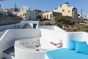 The Luna Cavern 2 with Hot Tub White