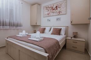 Apartments PiiP-ni-More