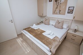 Apartments PiiP-ni-More