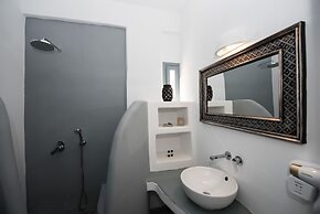 Ostria Studios & Apartments