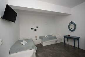 Ostria Studios & Apartments