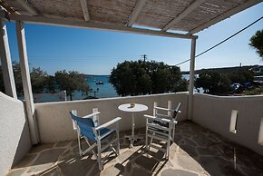 Ostria Studios & Apartments