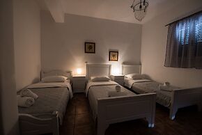 Ostria Studios & Apartments