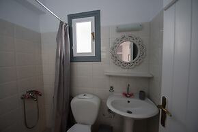 Ostria Studios & Apartments