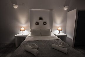 Ostria Studios & Apartments