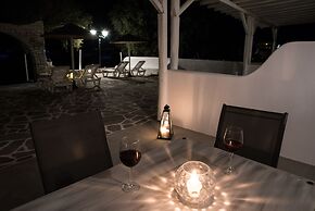 Ostria Studios & Apartments