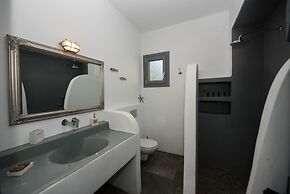 Ostria Studios & Apartments