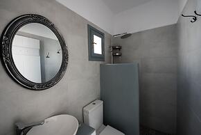 Ostria Studios & Apartments