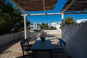 Ostria Studios & Apartments