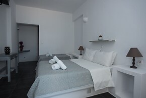 Ostria Studios & Apartments