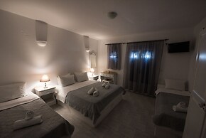 Ostria Studios & Apartments