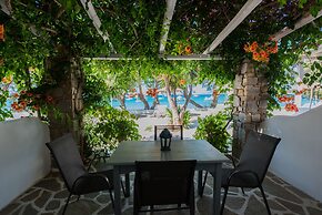 Ostria Studios & Apartments