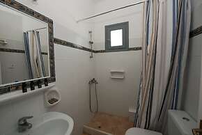 Ostria Studios & Apartments