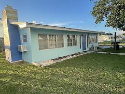 Rim Canal - Access To Fishing, Just Off Lake Okeechobee! 1 Bedroom Cot