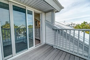 Beach Three Bedroom Villa by Redawning