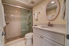 Beach Three Bedroom Villa by Redawning