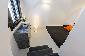 The Luna Suite with Hot Tub