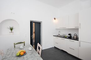 Luxurious Villa The Luna Suite