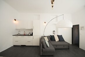 Luxurious Villa The Luna Suite