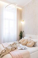 Rubinstein Apartment - LoftAffair