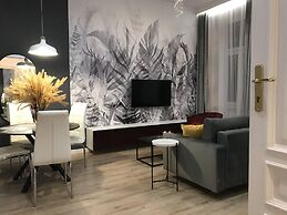 Rubinstein Apartment - LoftAffair